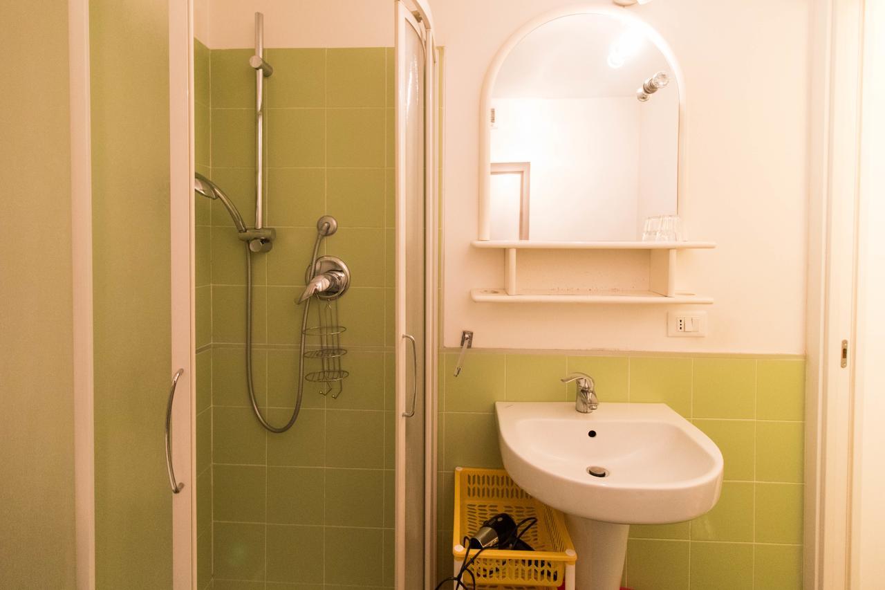 Azzurro Apartment Торино Екстериор снимка